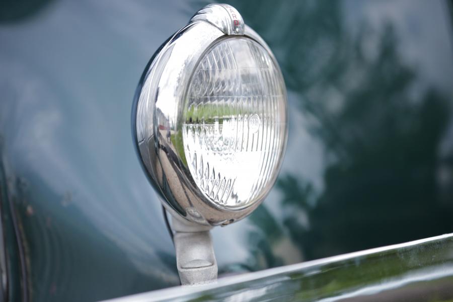  Packard Twelve Club Sedan 1936 года  (фото 26 из 39)